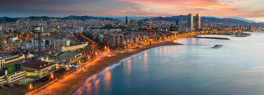 Real estate agency to buy a hotel in Spain