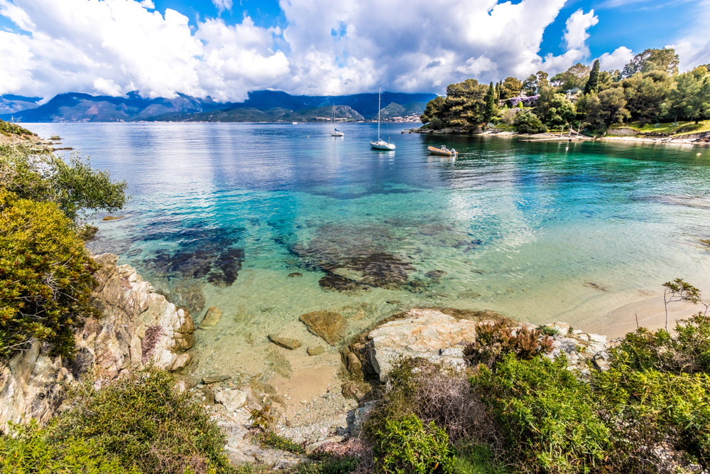 Corse: HÔTELS À VENDRE EN CORSE