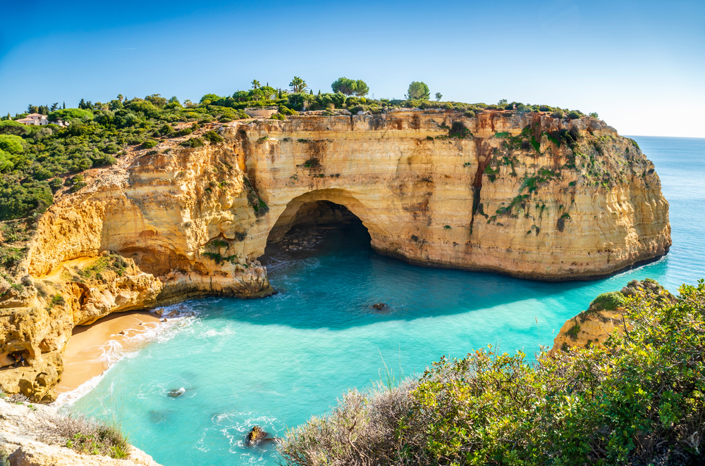 PORTUGAL: Hotéis à venda